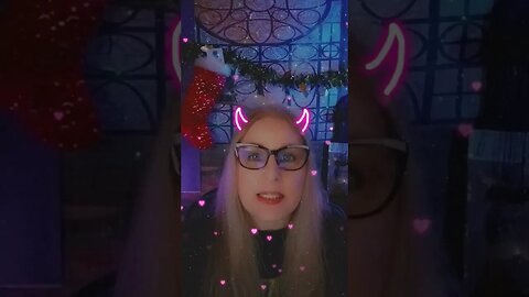 join us in #livechat now!! #ninathemystic #tarot #mystic