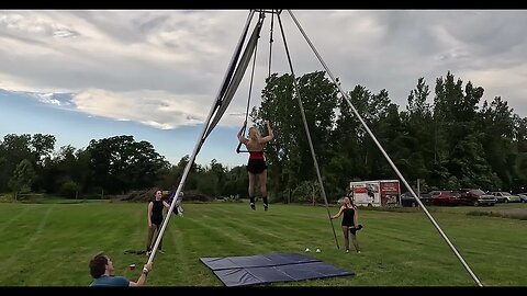 Buffalo Aerial Dance Steampunk fest 2023