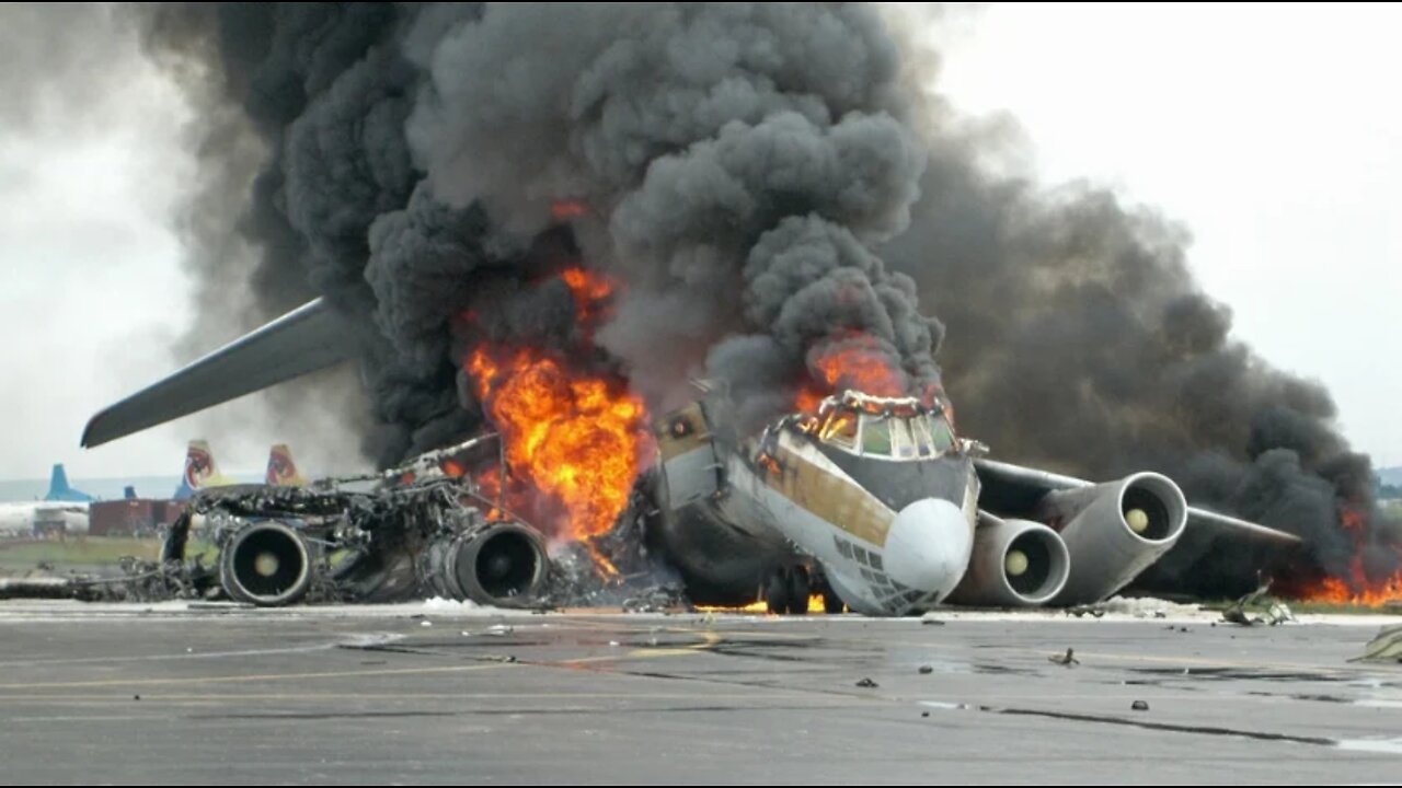 Top 10 Airplane Crash and Emergency Landings Compilation 216,207