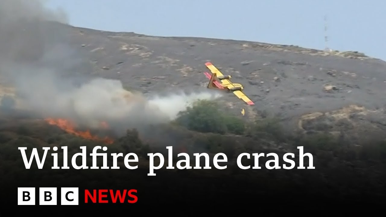 Greece wildfires: Plane crashes fighting fires - BBC News