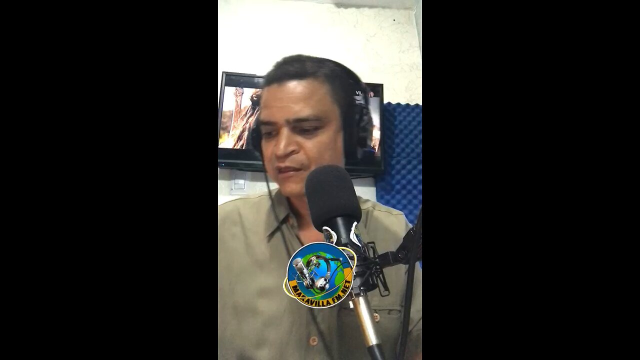 ANTOJITOS DE AMOR— MICKY TORIBIO