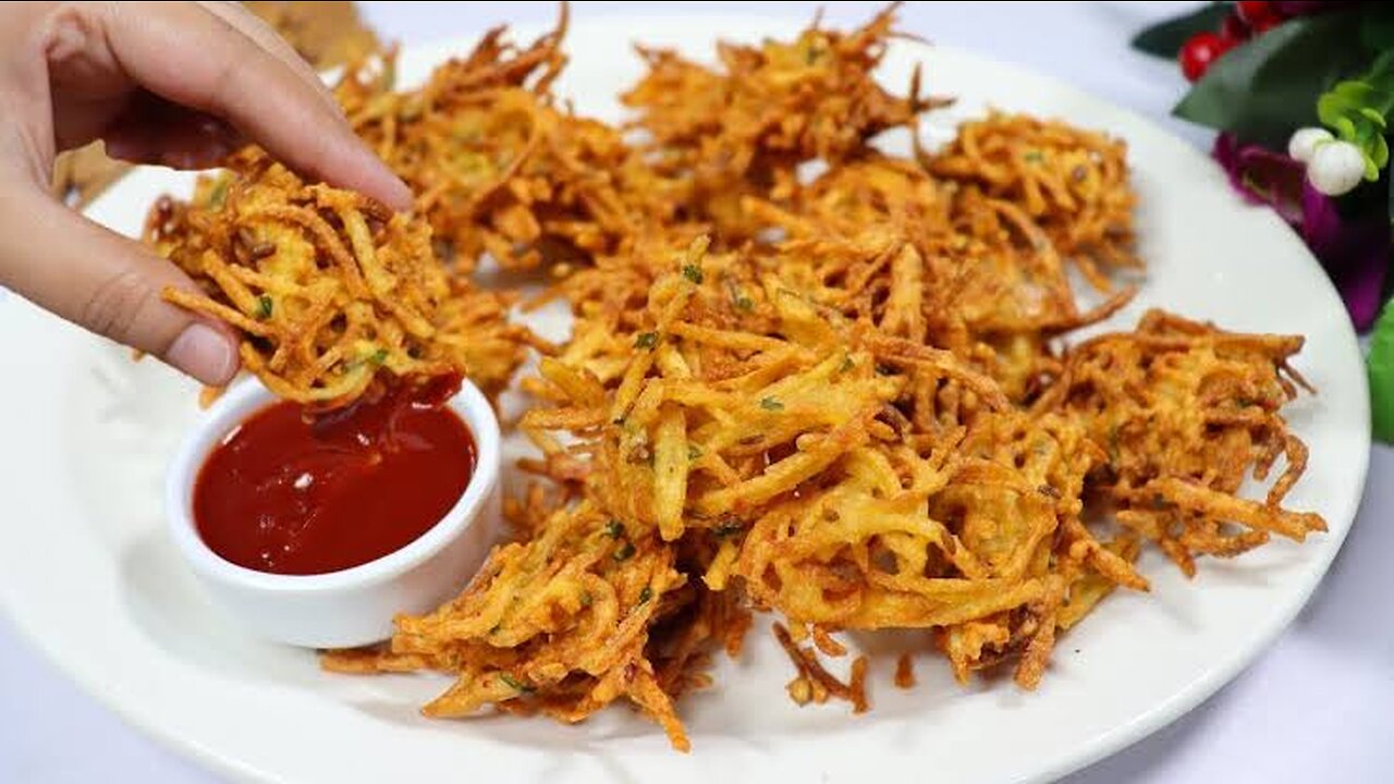 Spinach and potato 🥔 fritters