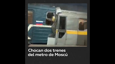 Dos trenes del metro de Moscú chocan en una estación