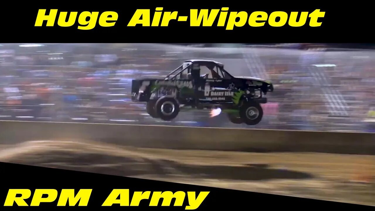 [HUGE AIR] Modified F150 Tough Truck Wipeout