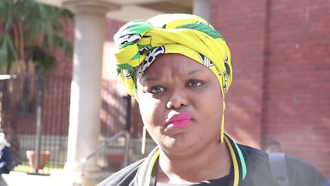 South Africa - Cape Town - Polile Toilet Protest (videos) (HSs)
