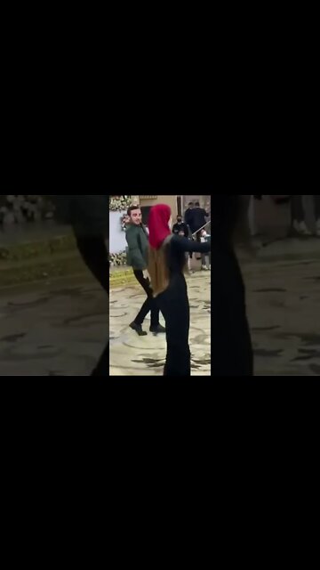 ЧЕЧЕНСКАЯ СВАДЬБА ДЕВУШКА И ПАРЕНЬ ТАНЦУЮТ СУПЕР 2022