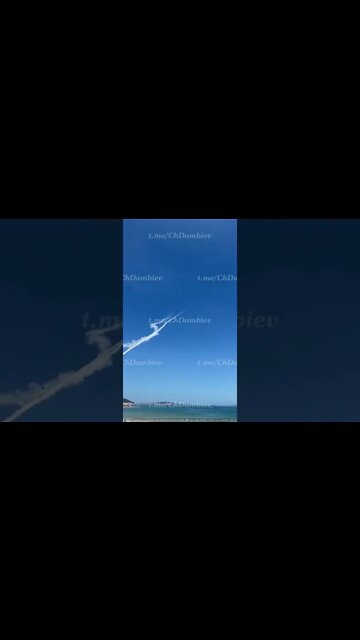 Closer up view of Chinese ballistic missiles launched towards the #Taiwan Strait. #shorts