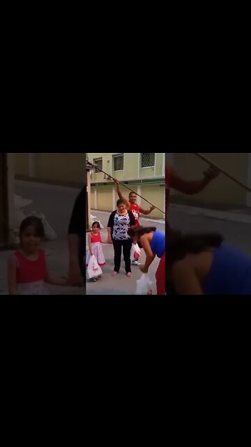 Collecting Mango 🥭 (gold coin fruit) in Guayaquil, Ecuador 🇪🇨 #ecuador