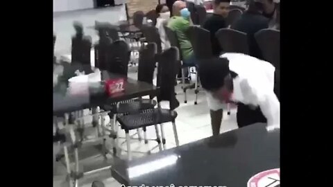 ASSIM QUE SE COMEMORA UM ANIVERSARIO ( MEME ) ( VIRAL ) #shorts