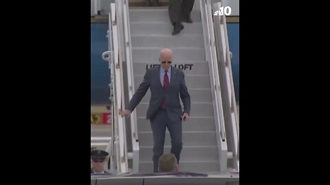 Biden Arrives In Philadelphia On Smaller Plane For Quick Speech And Fundraiser, Takes No Questions