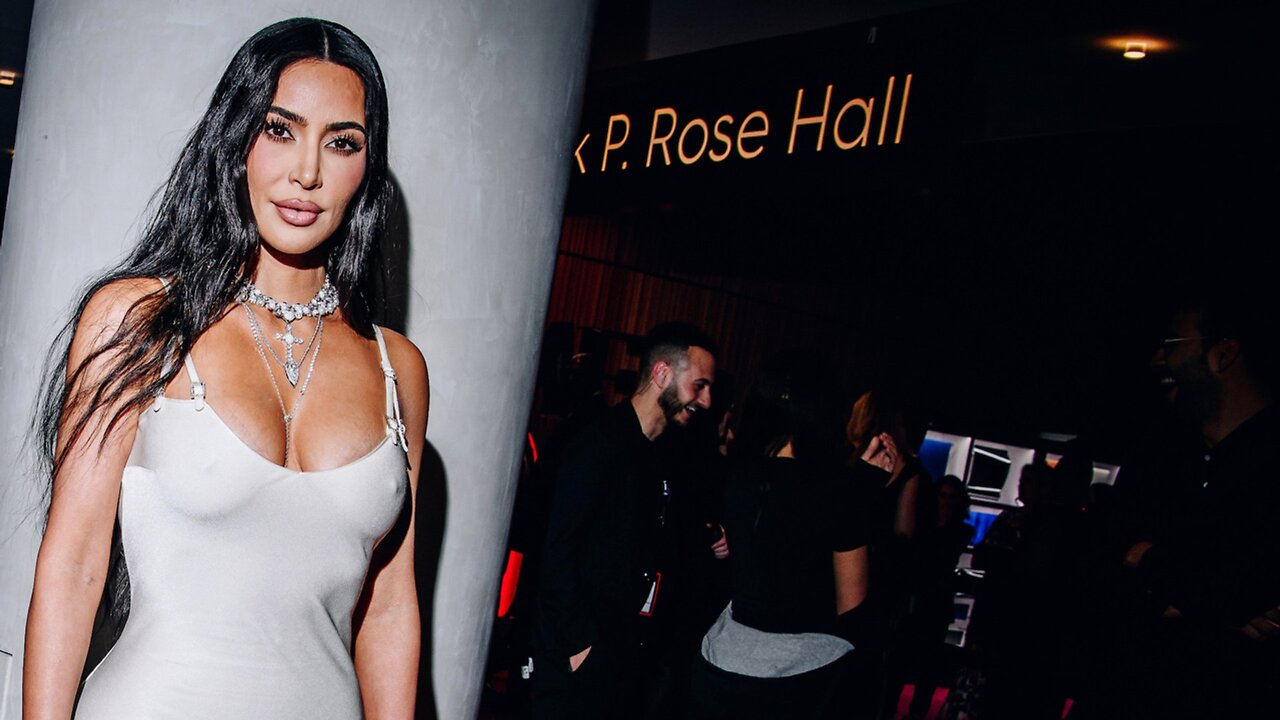 Kim Kardashian Celebrated the Fourth of July In a Custom 17-Carat Diamond Belly Chain