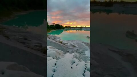 danau biru