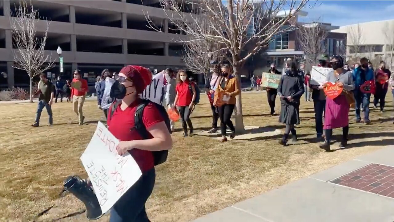 Brainwashed College Students Want To "Reinstate The Mask Mandate"