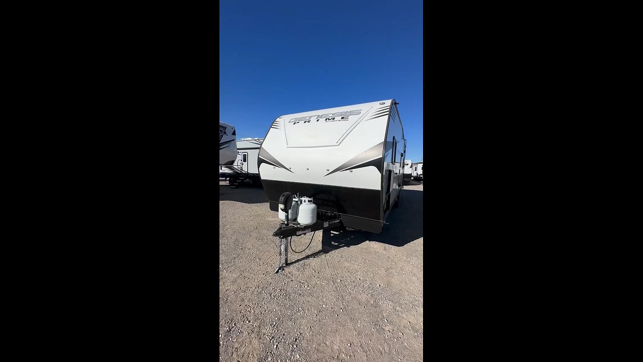 Genesis Supreme RV Toyhauler with a Great Kitchen