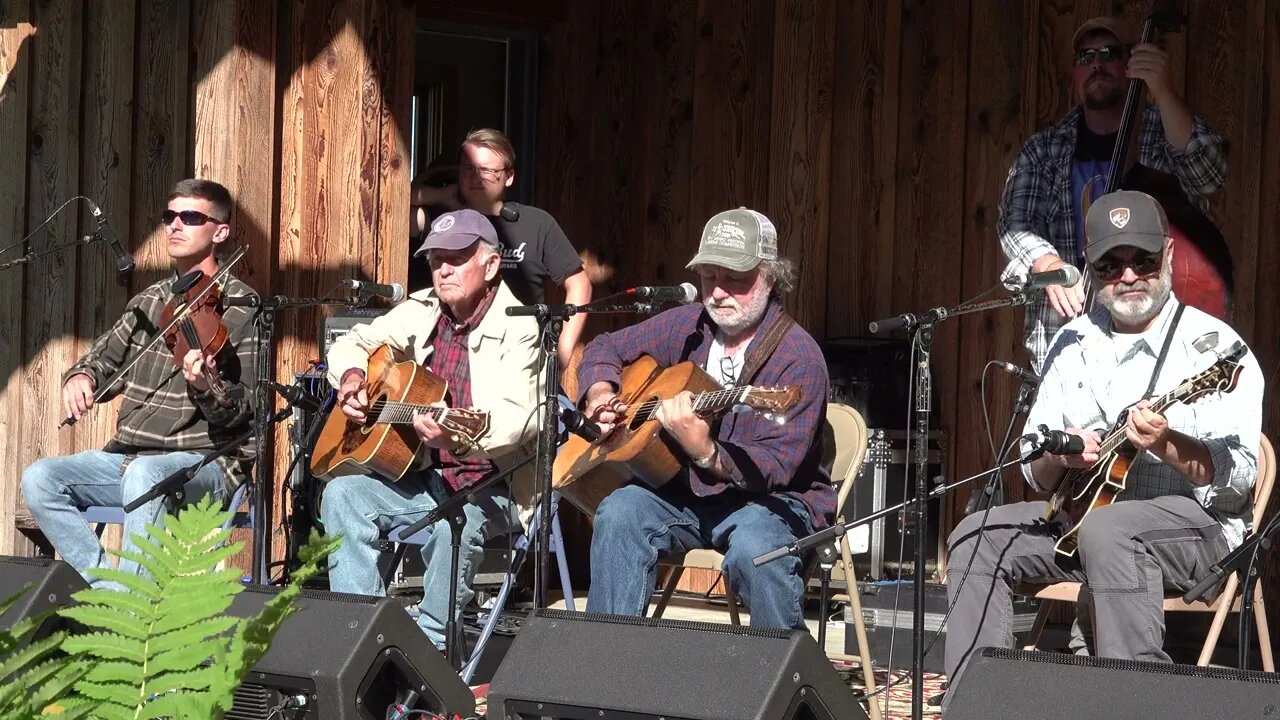 Wayne Henderson & Friends - Carter Medly feat Herb Key on Vocals