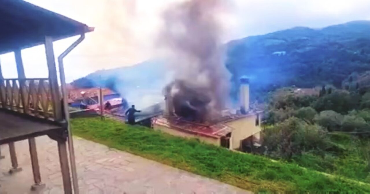 Dumnezeu trimite avertismente către Athos și întreaga Grecie