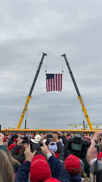 Air Force 1 landing in PA with President Trump