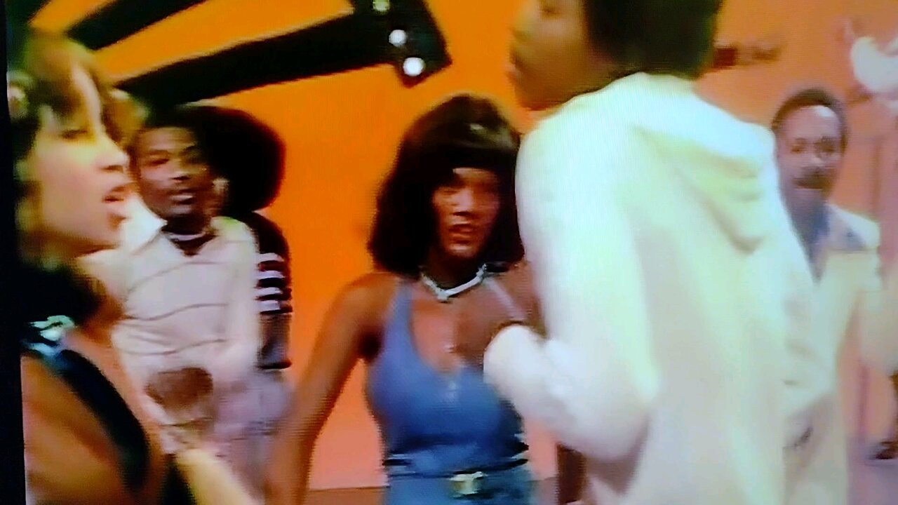 Soul Train Dancers 1975 Love Or Leave