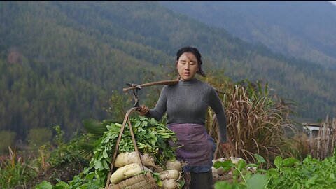 A hardworking and beautiful Chinese girl