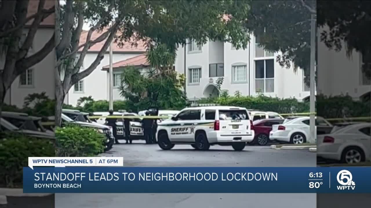 Man arrested after barricading himself inside Boynton Beach apartment