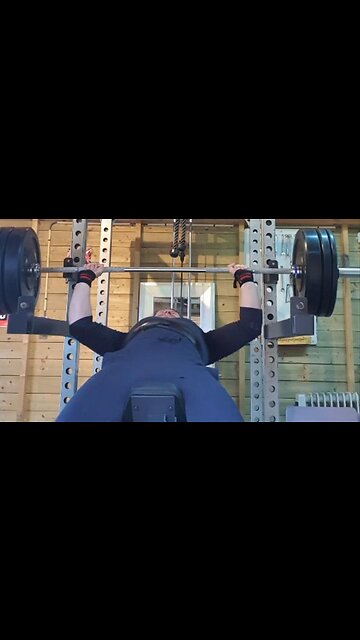 90 Kgs x 7.9 Incline Bench Press