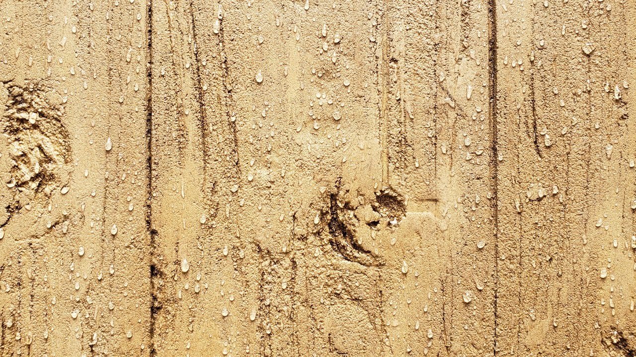 Wood effect made with mortar (Placed on the tile)