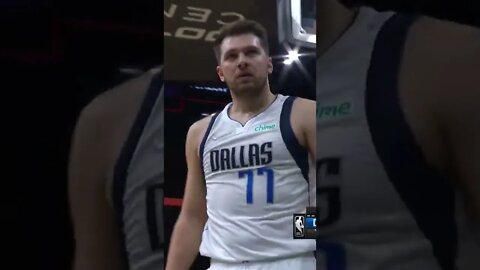 Doncic makes Cam DANCE with FANCY FOOTWORK!👀 #shorts