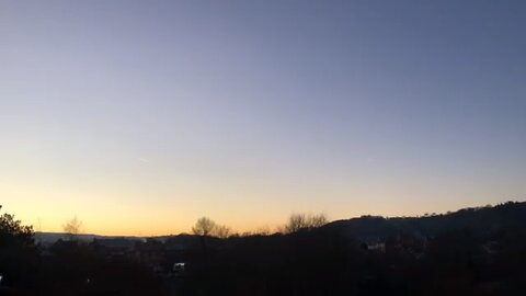 Geo engineering ? Planes in Wales🏴󠁧󠁢󠁷󠁬󠁳󠁿🇬🇧 15.12.2022