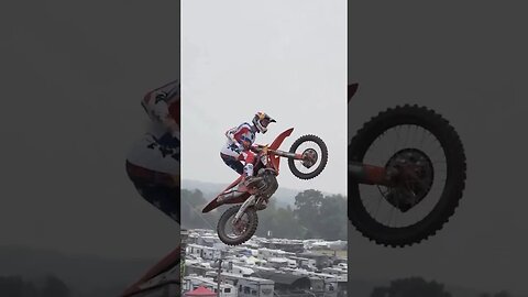 Brake operation in the air. #mxgp #motocross #shorts #short #shortvideo