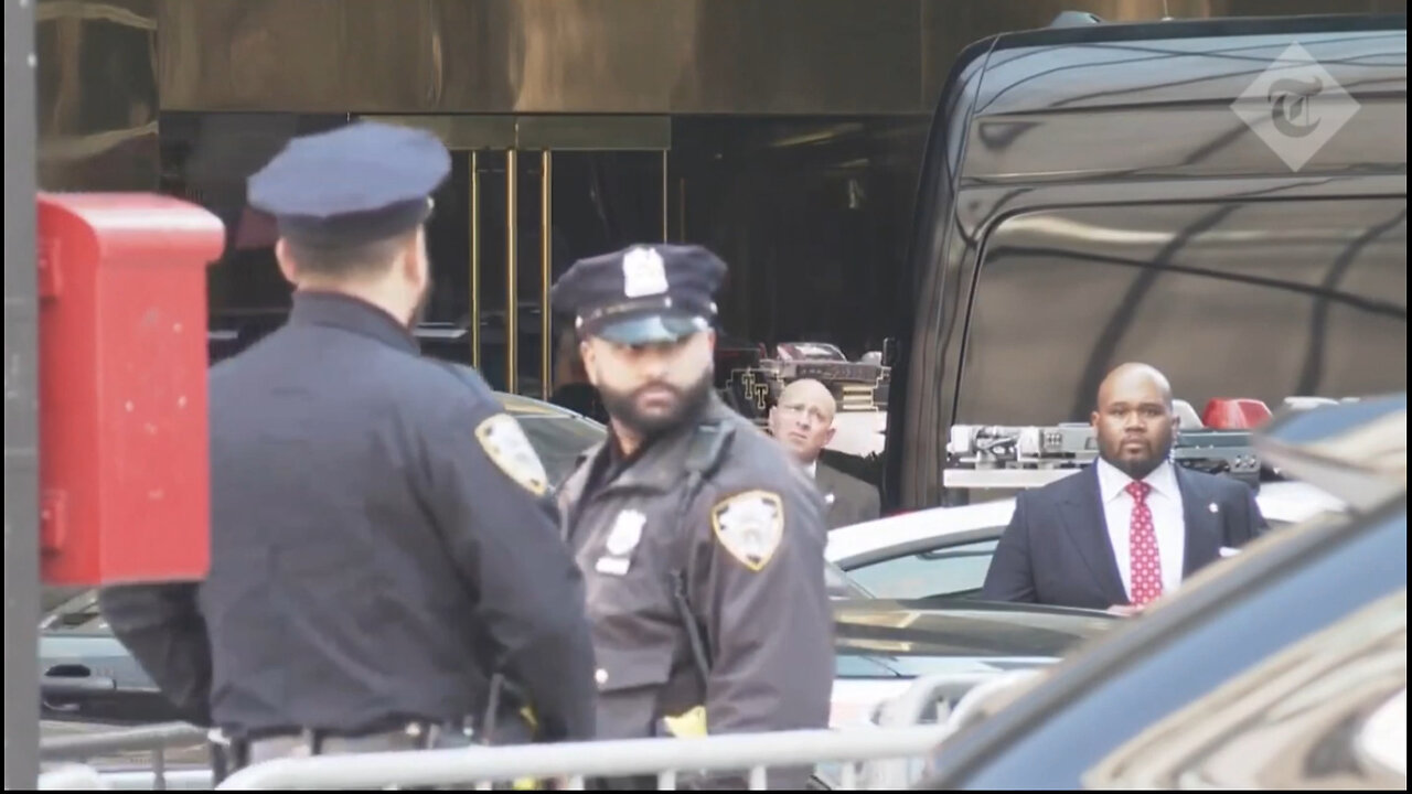 NYPD Officers Trolling By Blocking Journalists Video Coverage Outside of Donald Trump Tower