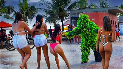 Best Of Bushman Scare Prank Amazing Hilarious Reactions 😂😂