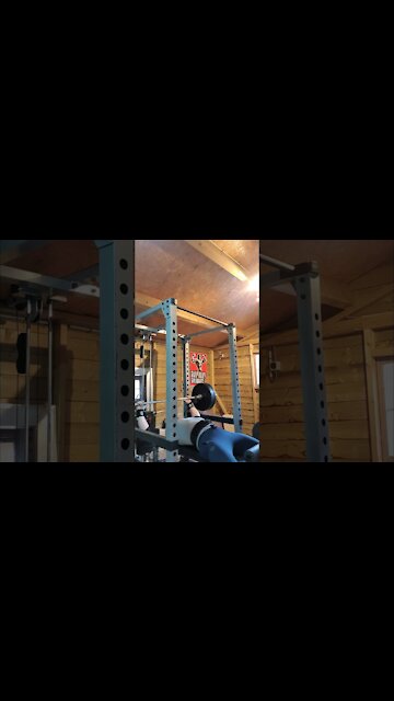 BONUS VIDEO 🤟🏻 Back Off Set: 87.5 KGs x3 Bench Press