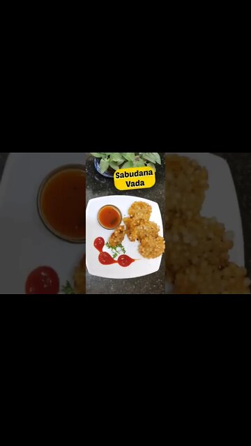 Sabudana Vada #shorts #ytshorts #reels #breakfast #streetfood #recipe #friedsnack #snacks