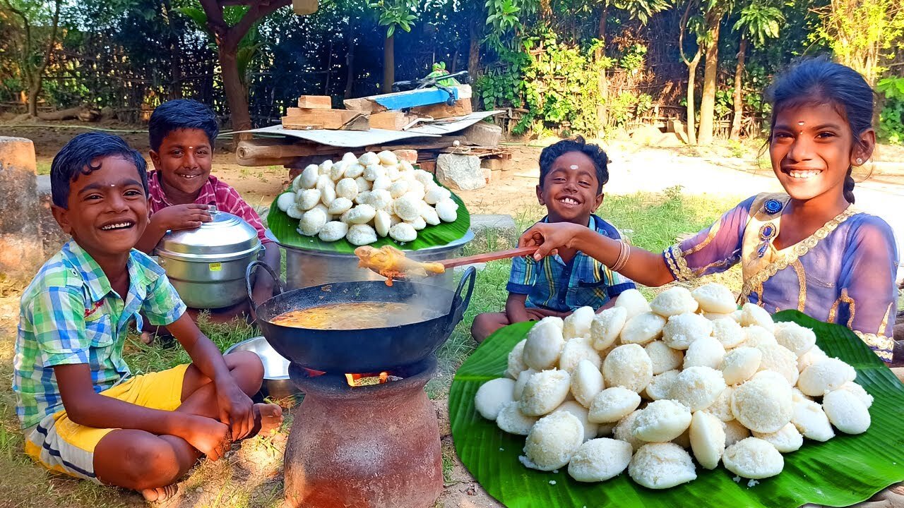 Country Chicken Curry | Mini Idly Cooking and Eating | Nattukozhi Kulambu | Village Fun Cooking