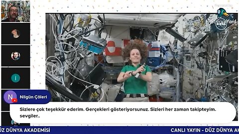 Astronotun Tişörtü değişiyor