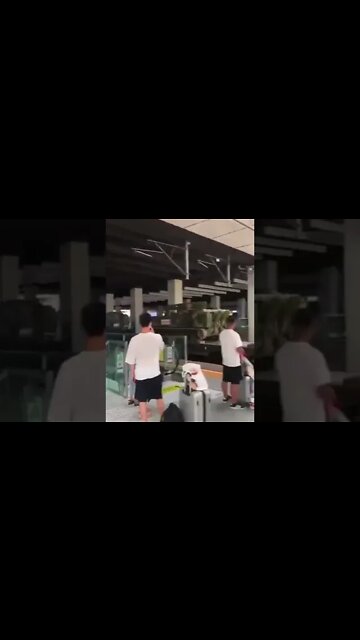 🇨🇳🇹🇼 China's PLA Still Moving Train Loads Of Heavy Equipment Heading To Fujian Province