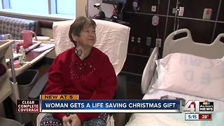 Woman receives kidney transplant on Christmas