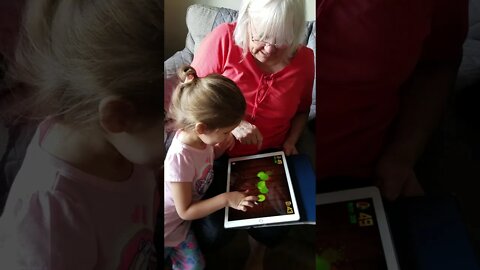 Playing Tablet Games with GiGi