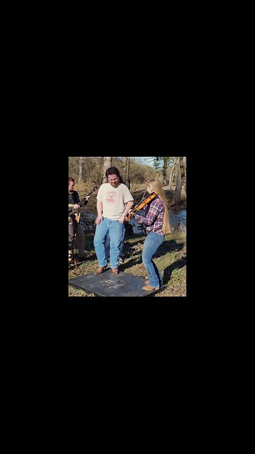 Entertainment After The Collapse Of Society