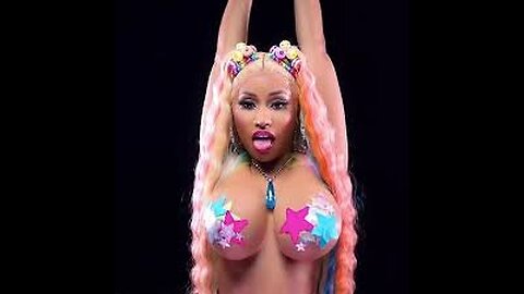 💥💥💥Nicky Minaj shakes her beautiful Nyash!!!💕💖