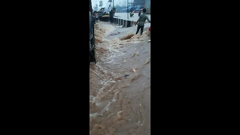 Heavy rain in mumbai !