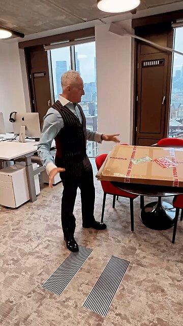 Unboxing 🎁🔥😛 What could be in here? WE WILL NOT BE SILENCED 🚫🏆🚀