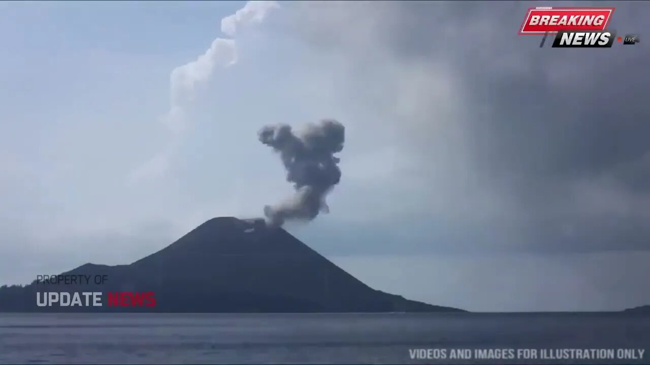 Horible: Tsunami wave hit capital city sicily italy,after Exclusive Explosion of stromboli volcano