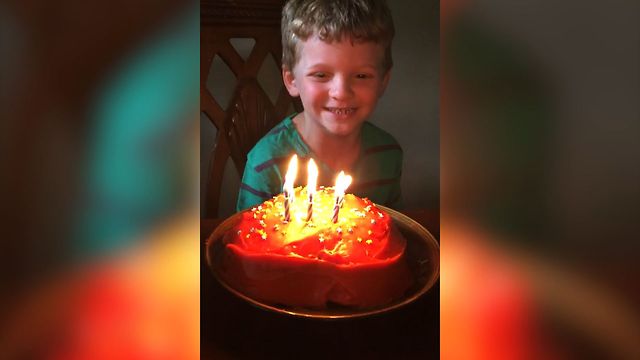 12 Hilarious Trick Candle Pranks