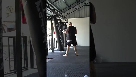 Muay Thai Training Chiang Mai Thailand 🇹🇭 #shorts #muaythai #boxing #chiangmai #thailand
