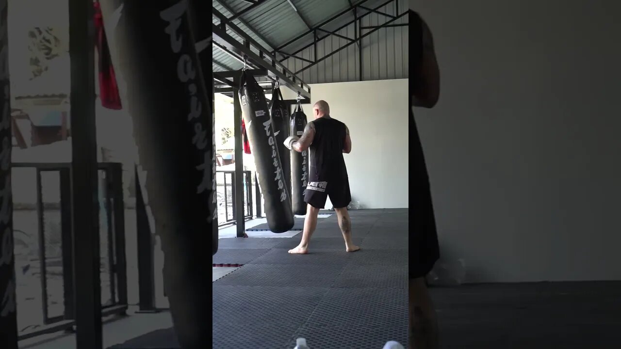 Muay Thai Training Chiang Mai Thailand 🇹🇭 #shorts #muaythai #boxing #chiangmai #thailand