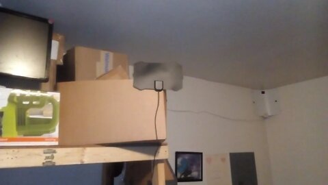 Flat HD Antenna vs Rabbit Ears