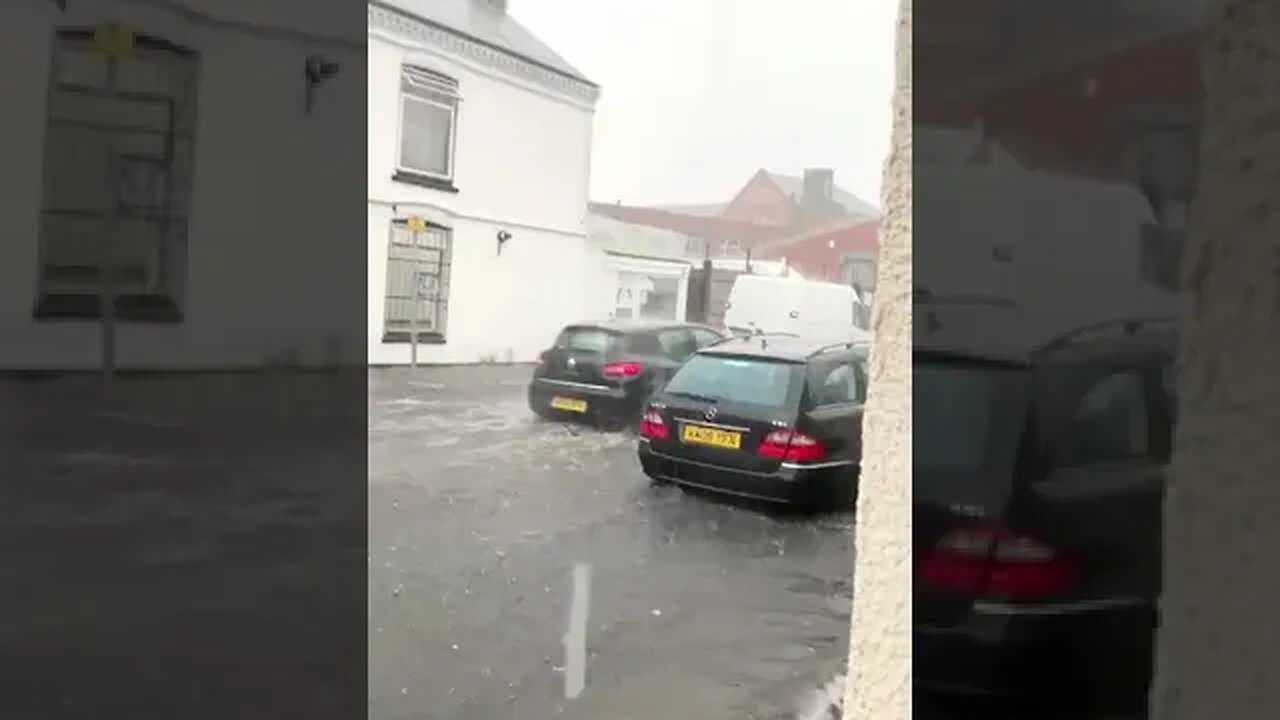 Heavy Rain Leicester UK #bharatsamgi #heavyrain #leicester