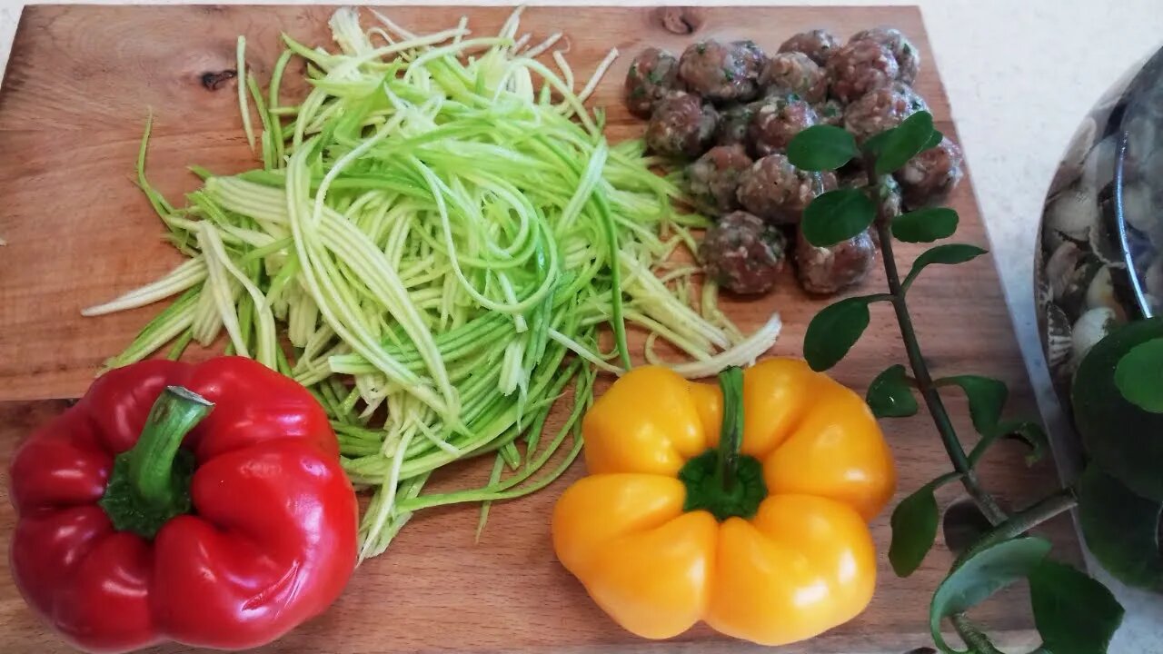 Easy Meatball Stuffed Bell Pepper Recipe - Stuffed with Zucchini, cheese and Meatball