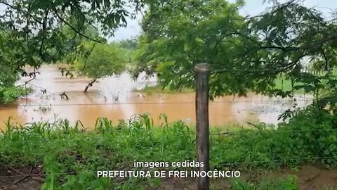 Frei Inocêncio: Alerta sobre o Nível do Rio Suassuí, que Corta a Cidade, diz Defesa Civil.